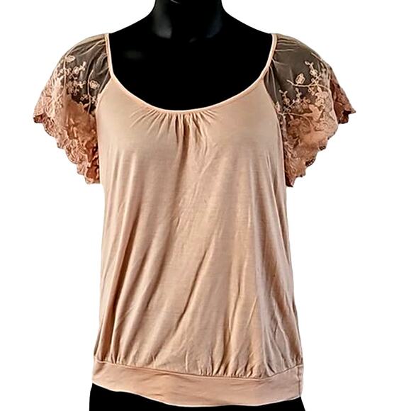 Rue 21 Juniors Blush Pink Blouse with Sheer Lace Flutter Sleeves - Size Large - Picture 2 of 5
